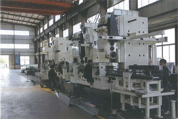 缸(gang)體加工(gōng)自動線(xian)